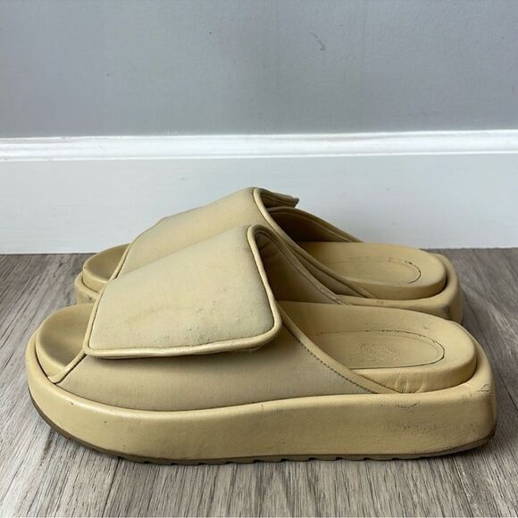 Gia Borghini Chunky Slide Stitched Puffy Sandals Yellow Cream - Picture 2 of 9